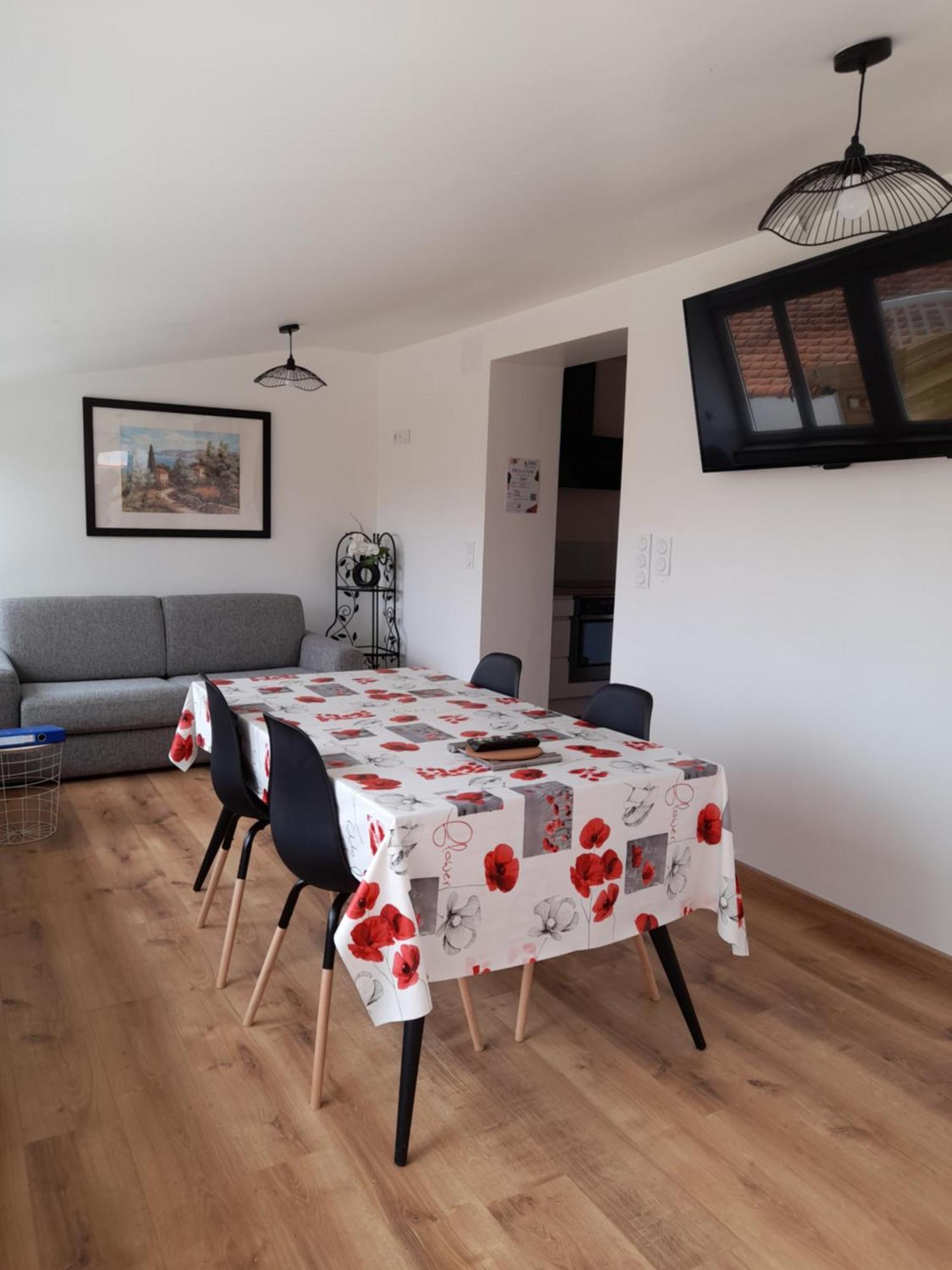 לה-רוש-סור-יון Logement Lumineux Avec Terrasse מראה חיצוני תמונה