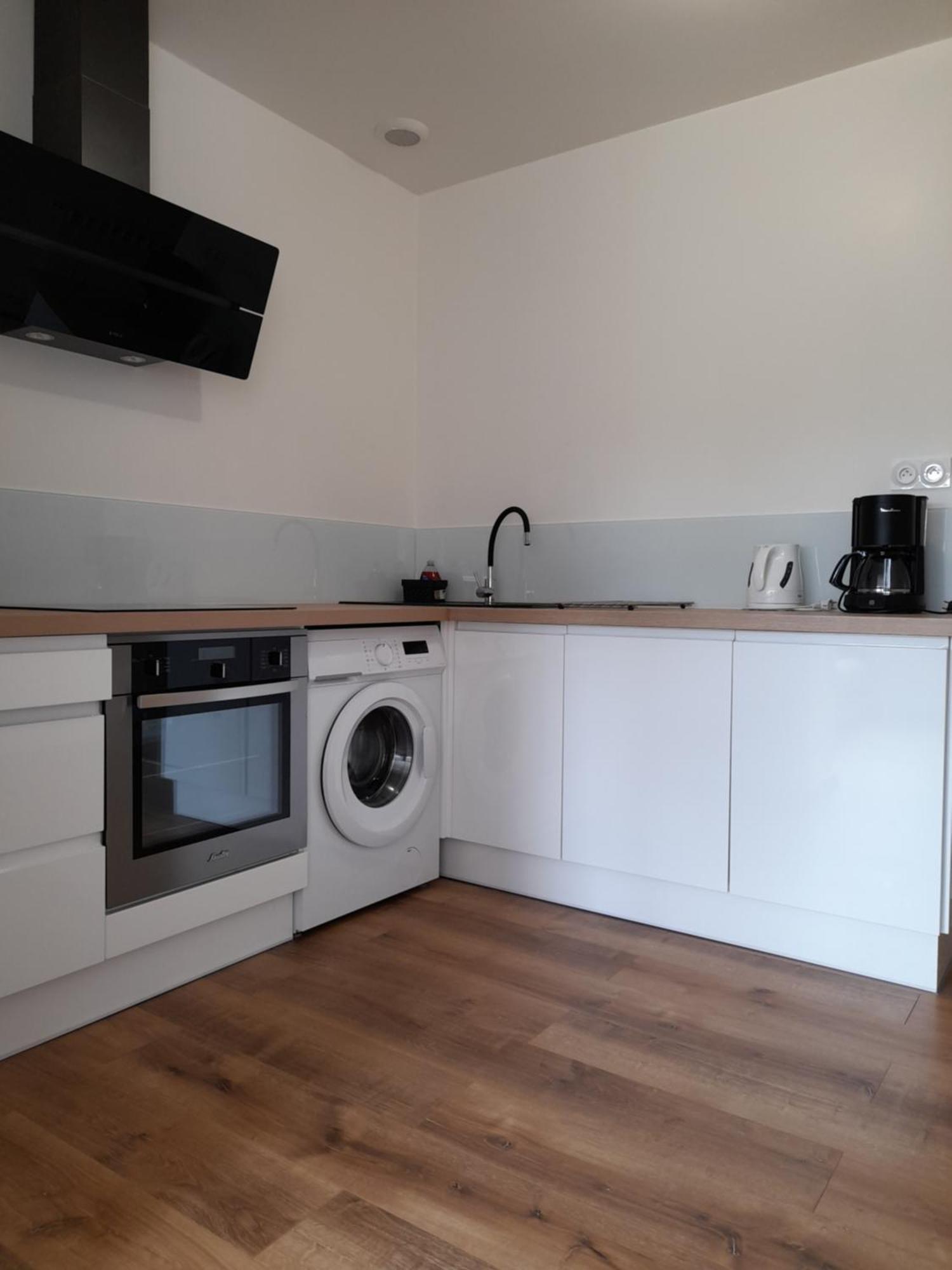 לה-רוש-סור-יון Logement Lumineux Avec Terrasse מראה חיצוני תמונה